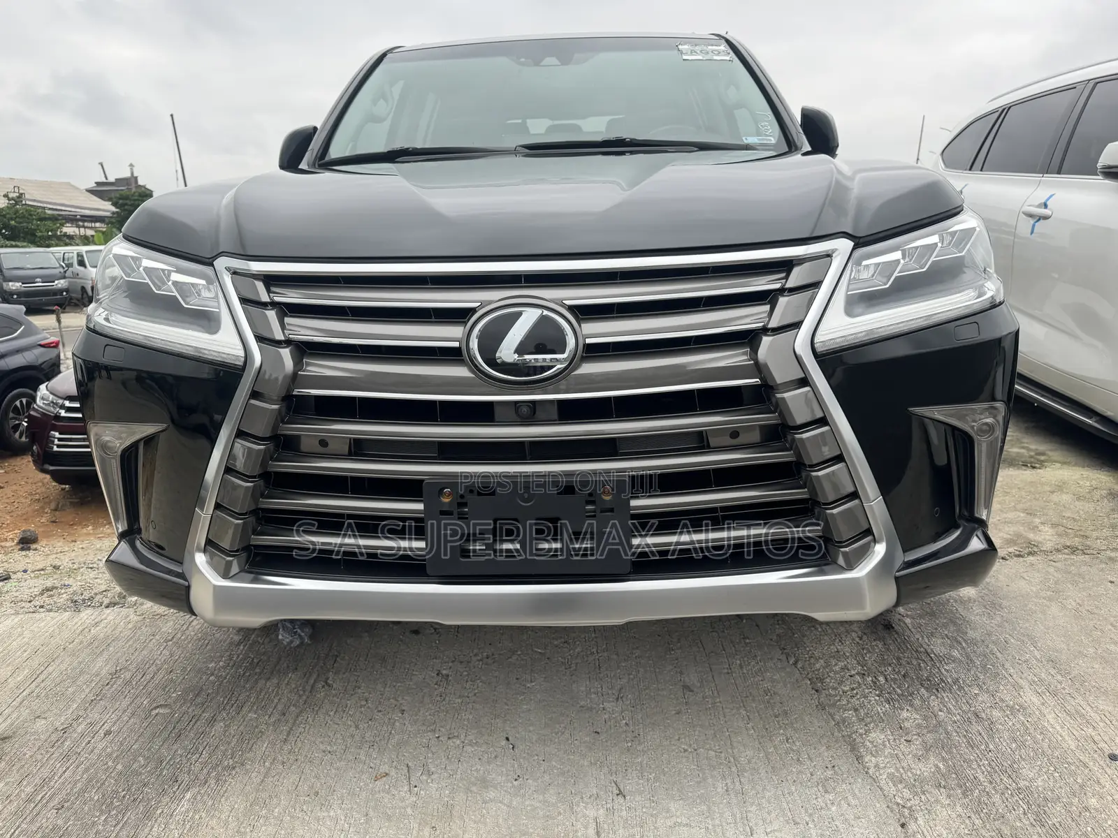 Lexus LX 2016 Black