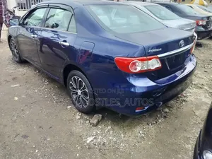 Toyota Corolla 2013 Blue