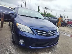 Toyota Corolla 2013 Blue