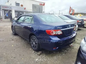 Toyota Corolla 2013 Blue