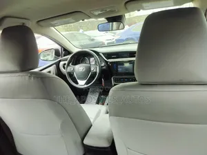 Toyota Corolla 2017 Silver