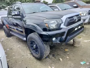 Toyota Tacoma 2013 Black