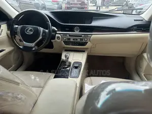 Lexus ES 350 FWD 2014 Red