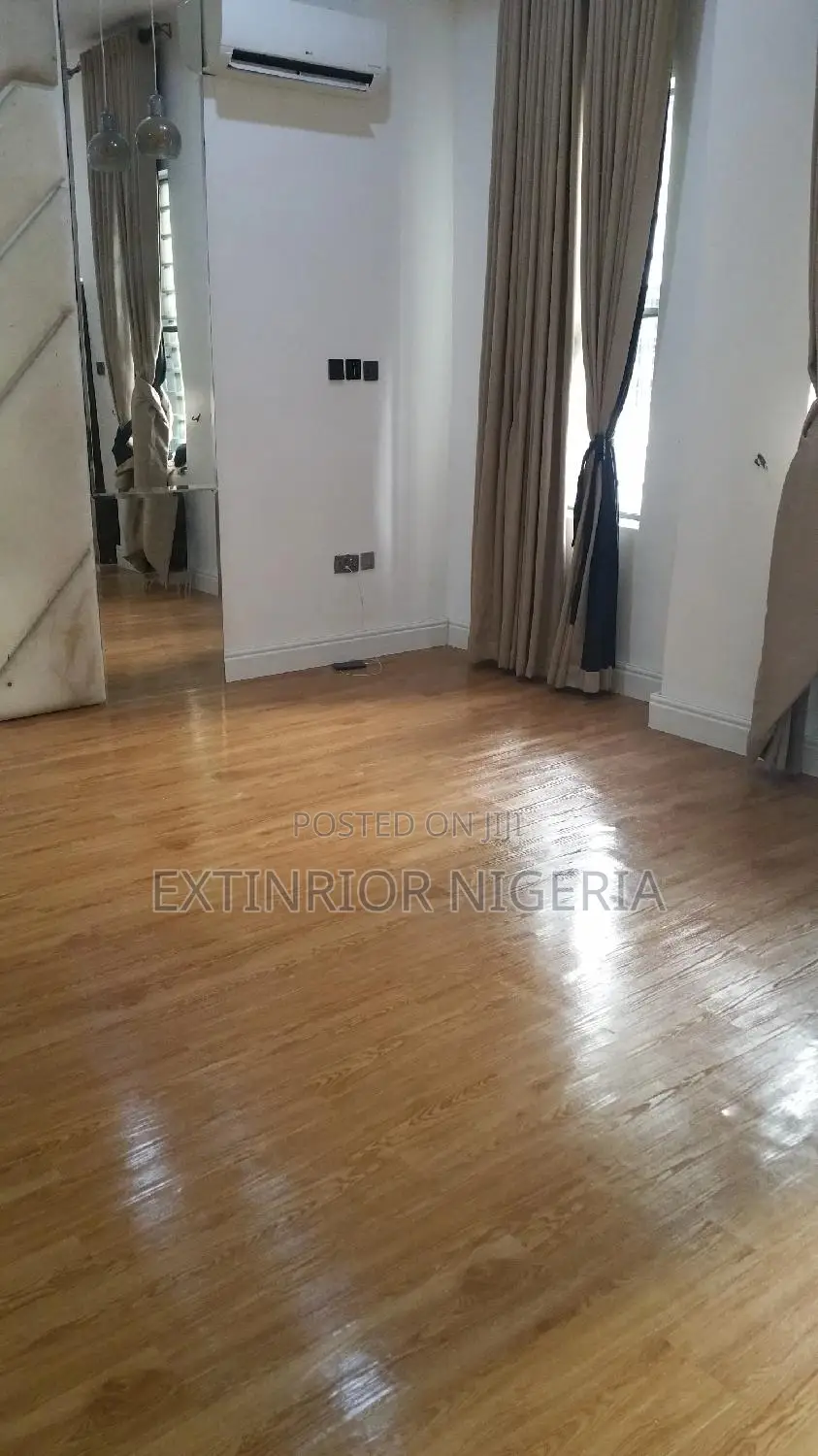 Vinyl Flooring