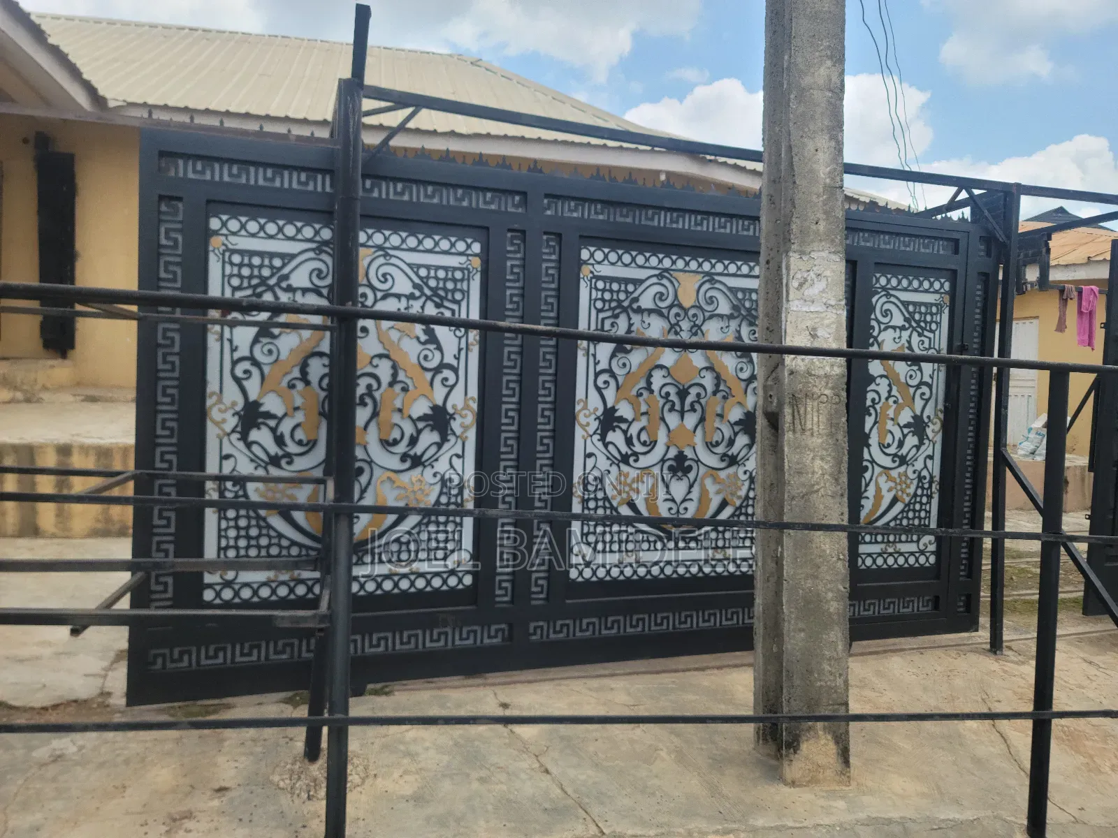 Gate - Laser Gate