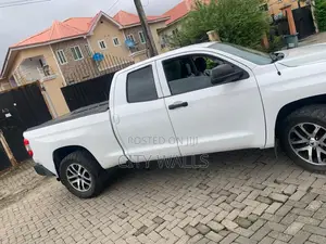 Toyota Tundra 2018 White