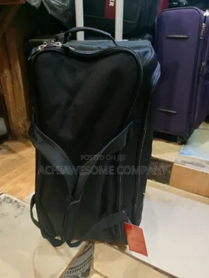 Weightless Traveling Bag With Trolley