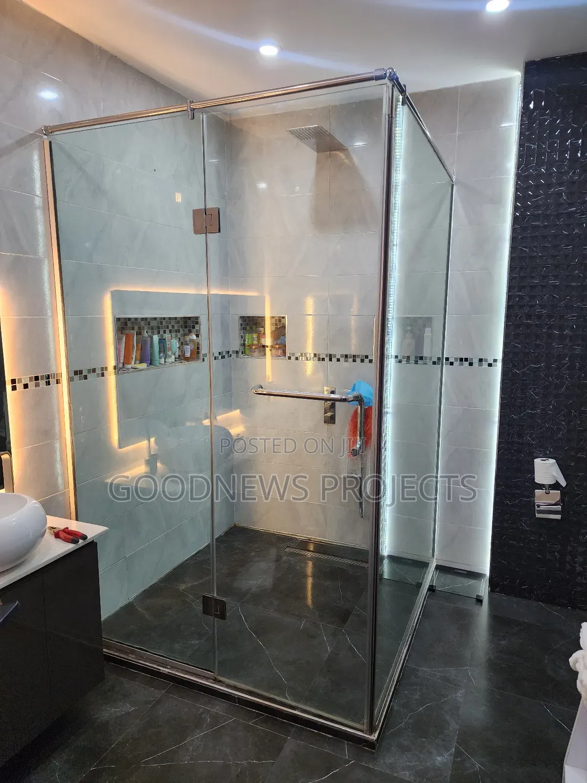 Cubicle Glass Enclosure