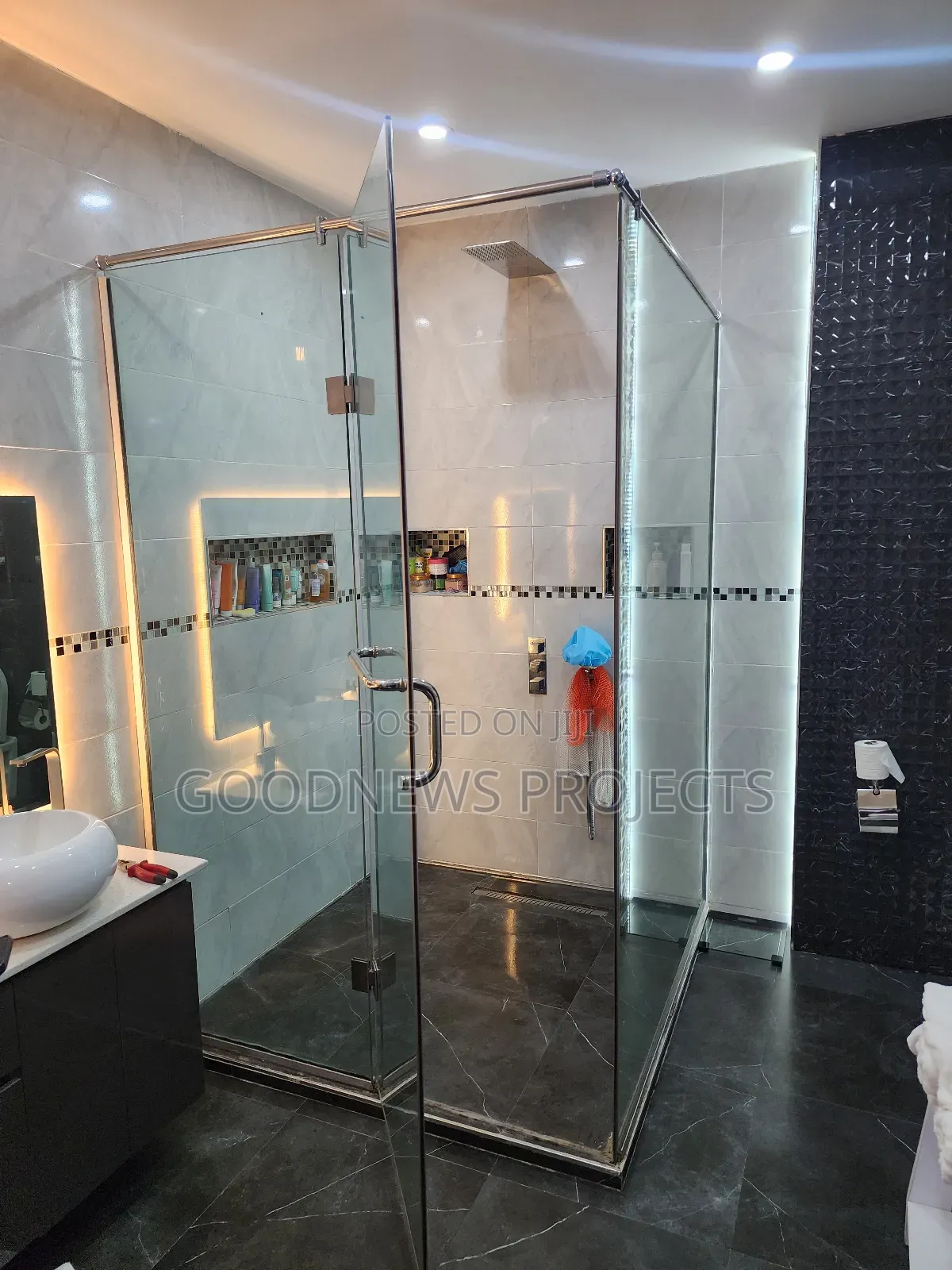 Cubicle Glass Enclosure