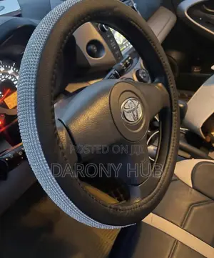 FASHIONABLE Glittering STEERING Cover
