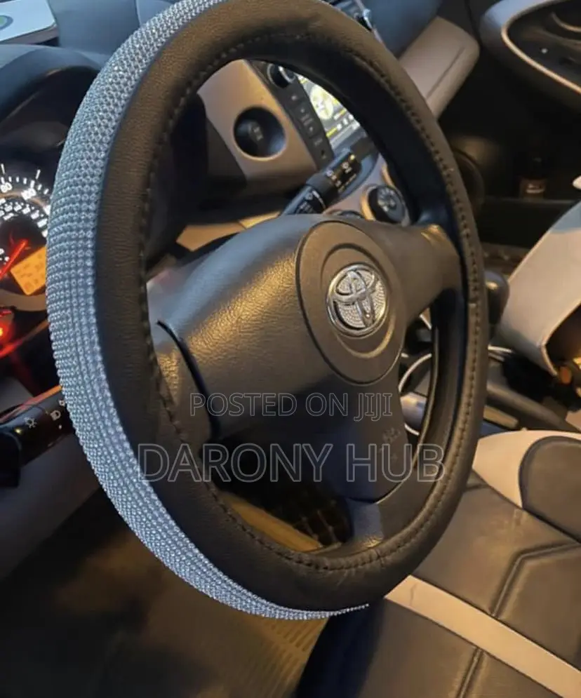 FASHIONABLE Glittering STEERING Cover