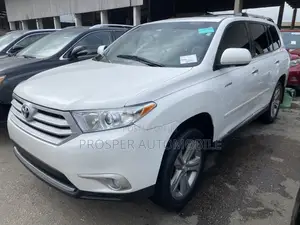 Toyota Highlander Limited 2012 White