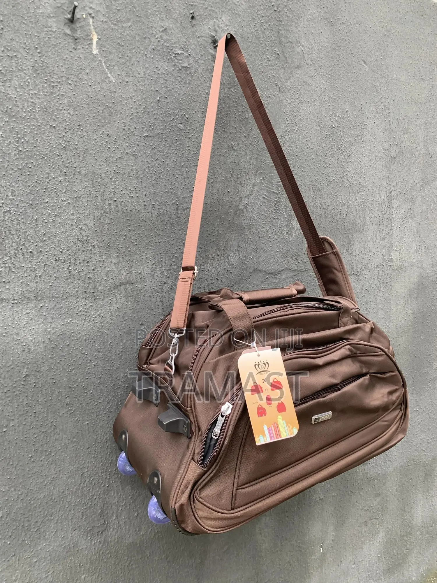 Duffle Bag With Trolley