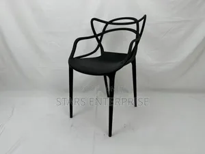 Plastic Restaurant Chair