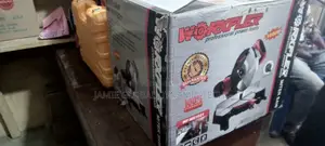 Miter Saw Machine