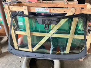 Range Rover Discovery 2015 Windscreen Glass Available