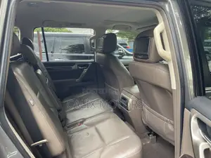 Lexus GX 2015 Gray