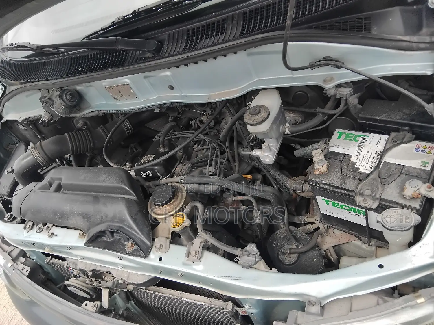 Toyota HiAce 2002 Grey