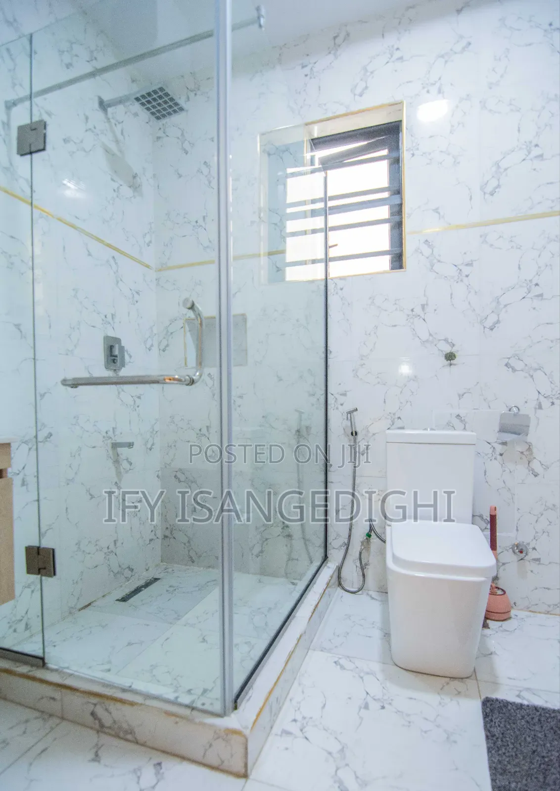 Luxury Fully Detached 4 Bedroom Duplex