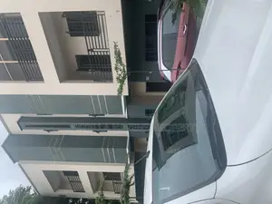 4 Bedroom With Bq