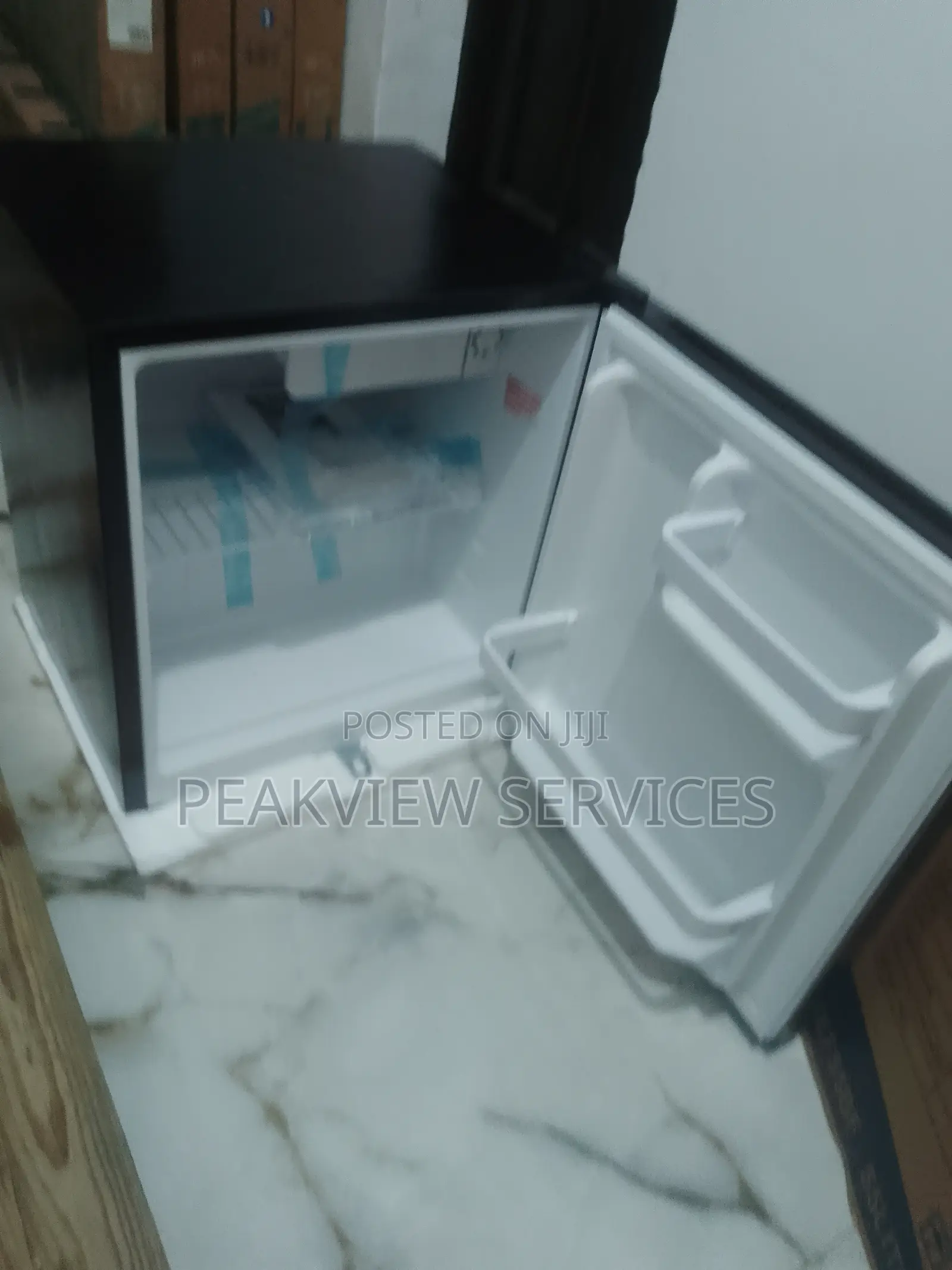 100%45l Royal Bedside Refrigerator