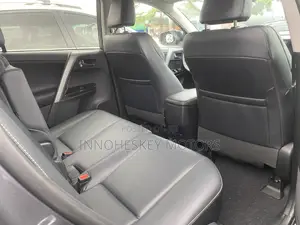 Toyota RAV4 2017 Gray