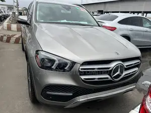Mercedes-Benz GLE-Class 2021 Gold