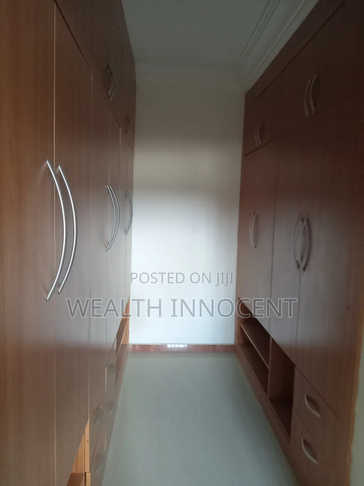 4bdrm Duplex in Apo District for rent