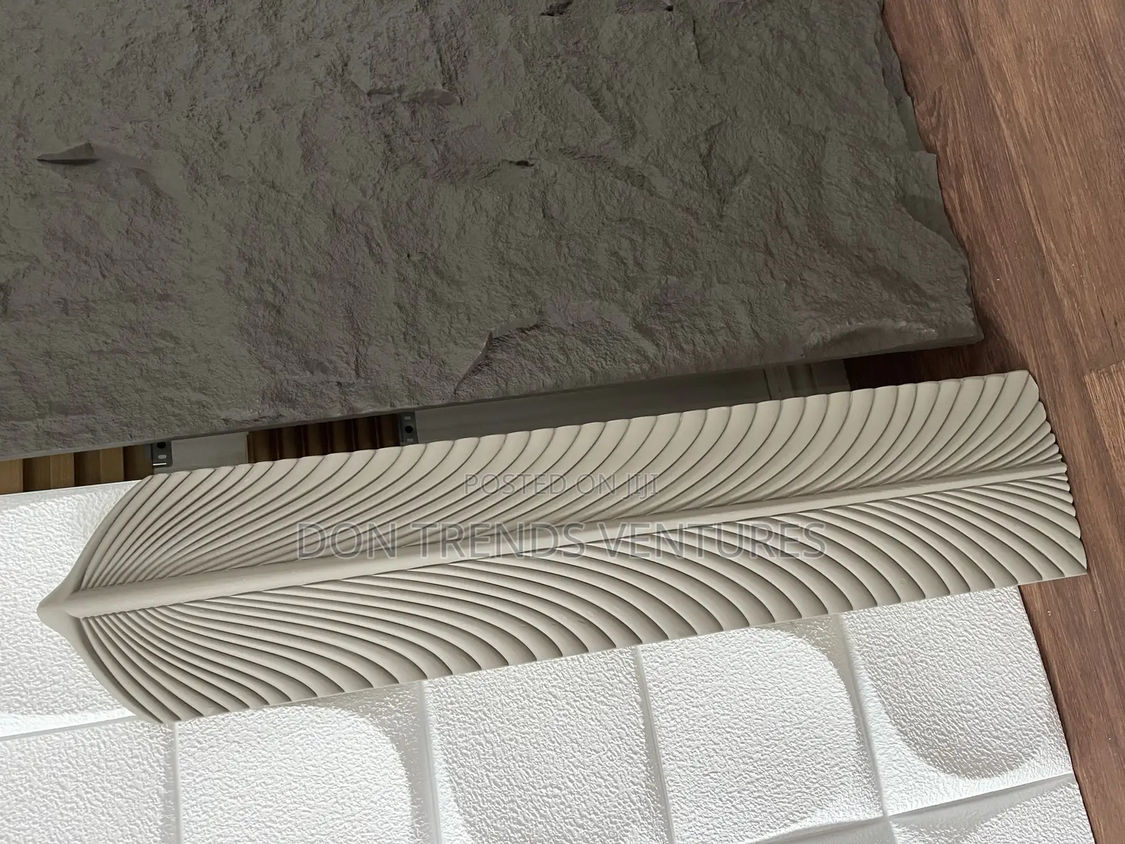 PU Feathers 