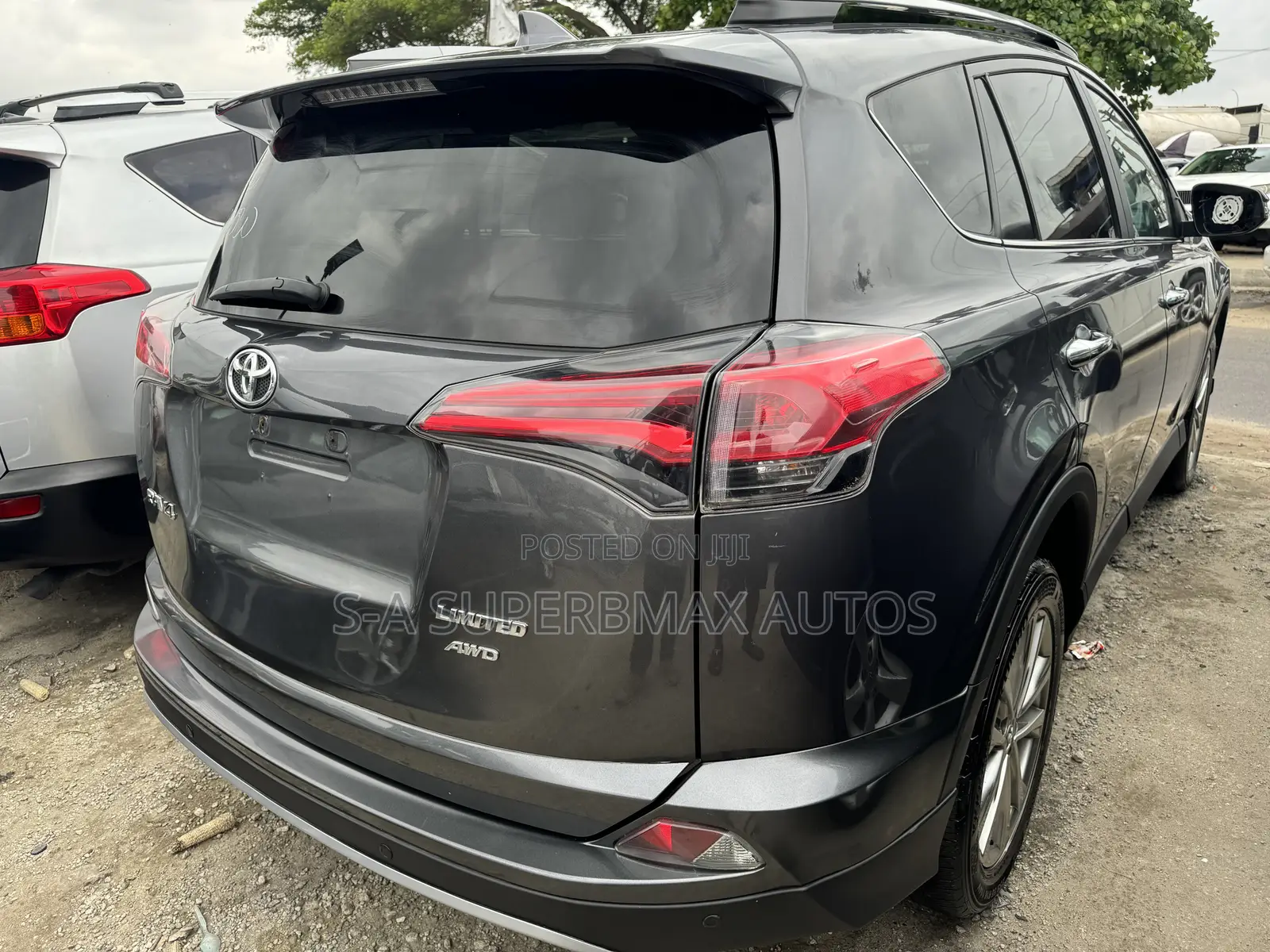 Toyota RAV4 2016 Gray
