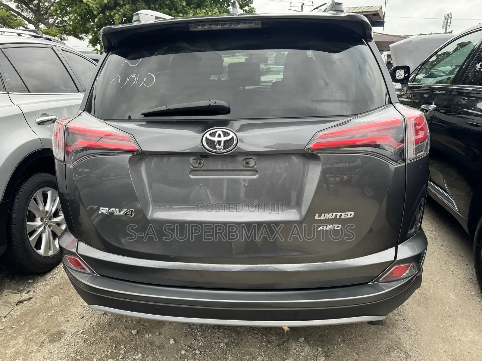 Toyota RAV4 2016 Gray