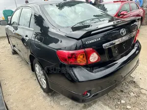 Toyota Corolla 2010 Black