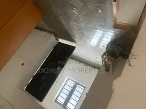 2bdrm Block of Flats in Balogun Estate, Ifako-Ijaiye for rent