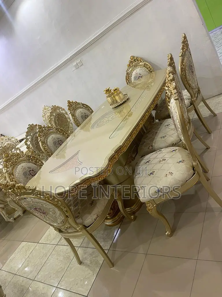 Royal Dinning by 8 Seaters