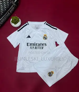 Photo - 2024/2025 New Season Football Club Up and Down Jersey