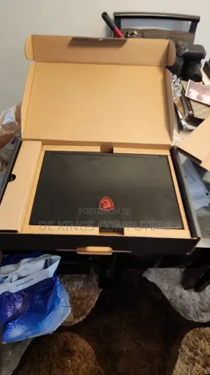 New Laptop MSI GF65 Thin 10UE 16GB Intel Core i5 SSD 512GB