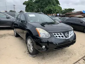 Nissan Rogue S 2011 Black