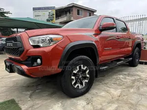 Toyota Tacoma TRD Off Road 2018 Orange