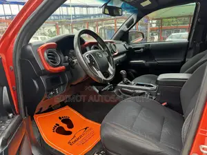 Toyota Tacoma TRD Off Road 2018 Orange