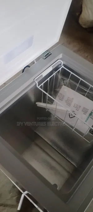 95 Liters Hisense Fast Cooling Chest Freezer, Silver Color