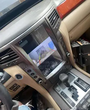 Lx 570 Tesla Navigation Android Screen
