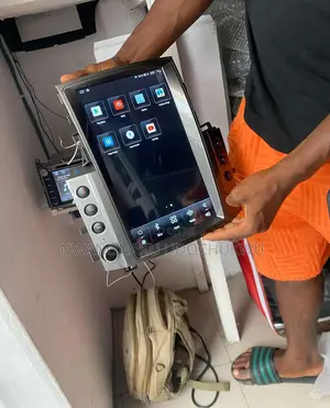 Lx 570 Tesla Navigation Android Screen