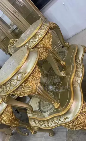 Turkey Royal Center Table With Stool S