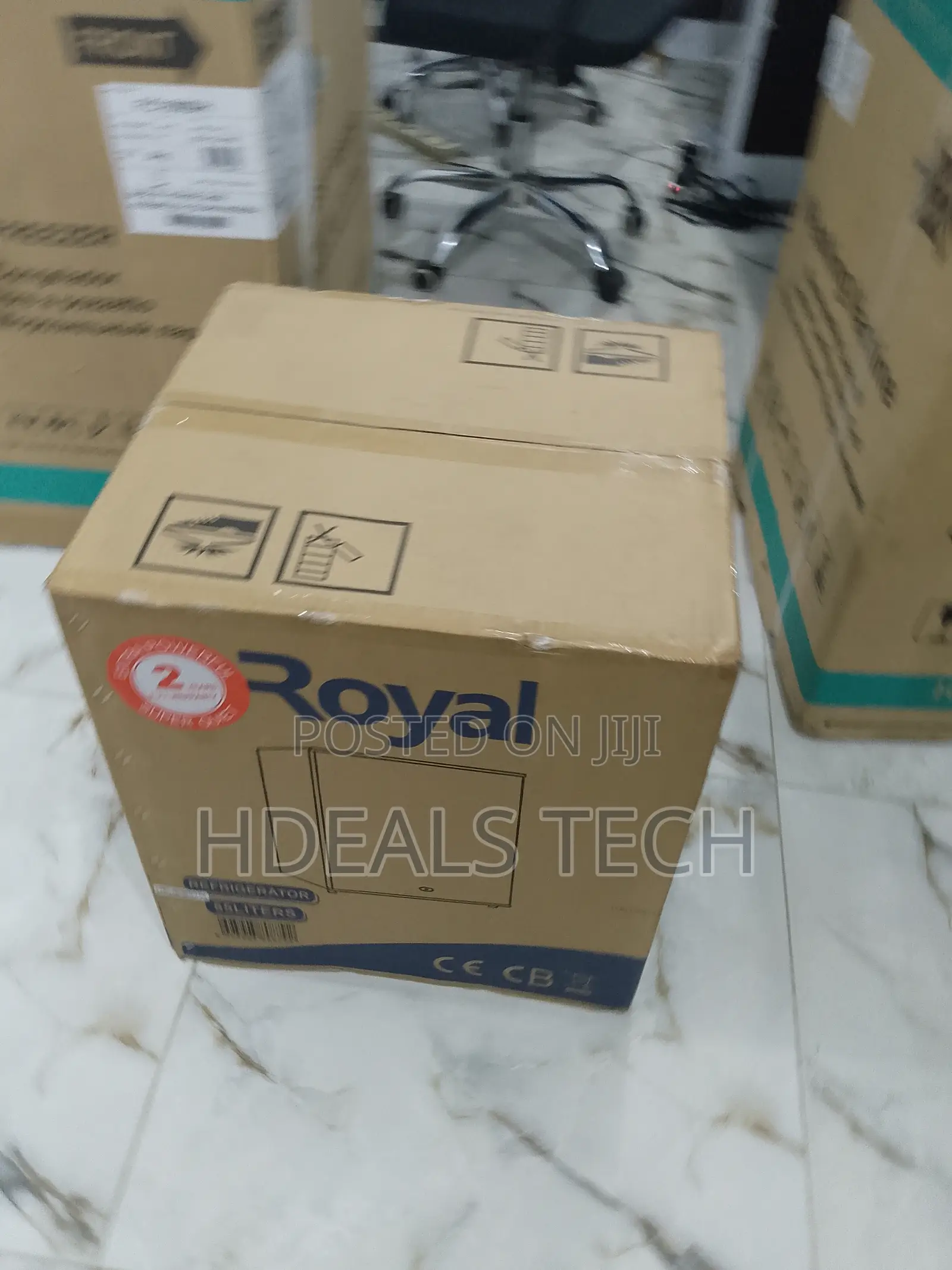 Standard Refrigerator 55 Litres Royal REF55BF