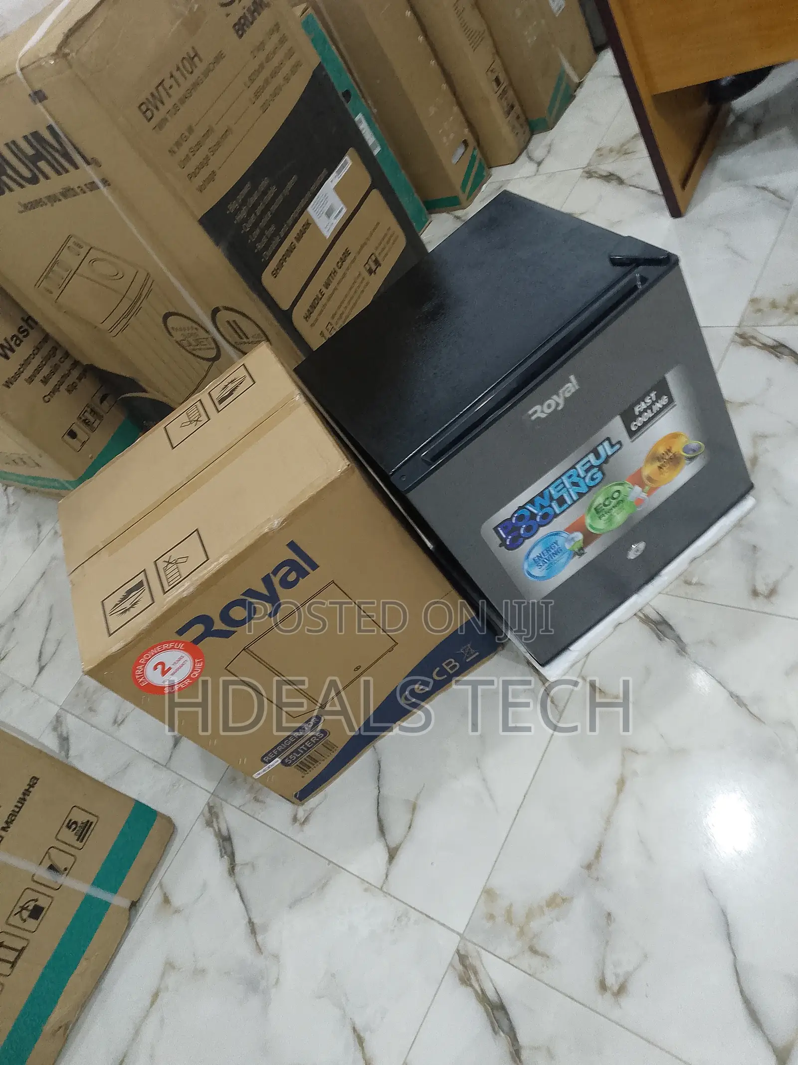 Efficient Refrigerator 55 Litres > Royal RREF55BF