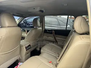 Toyota Highlander Limited 2012 Burgundy