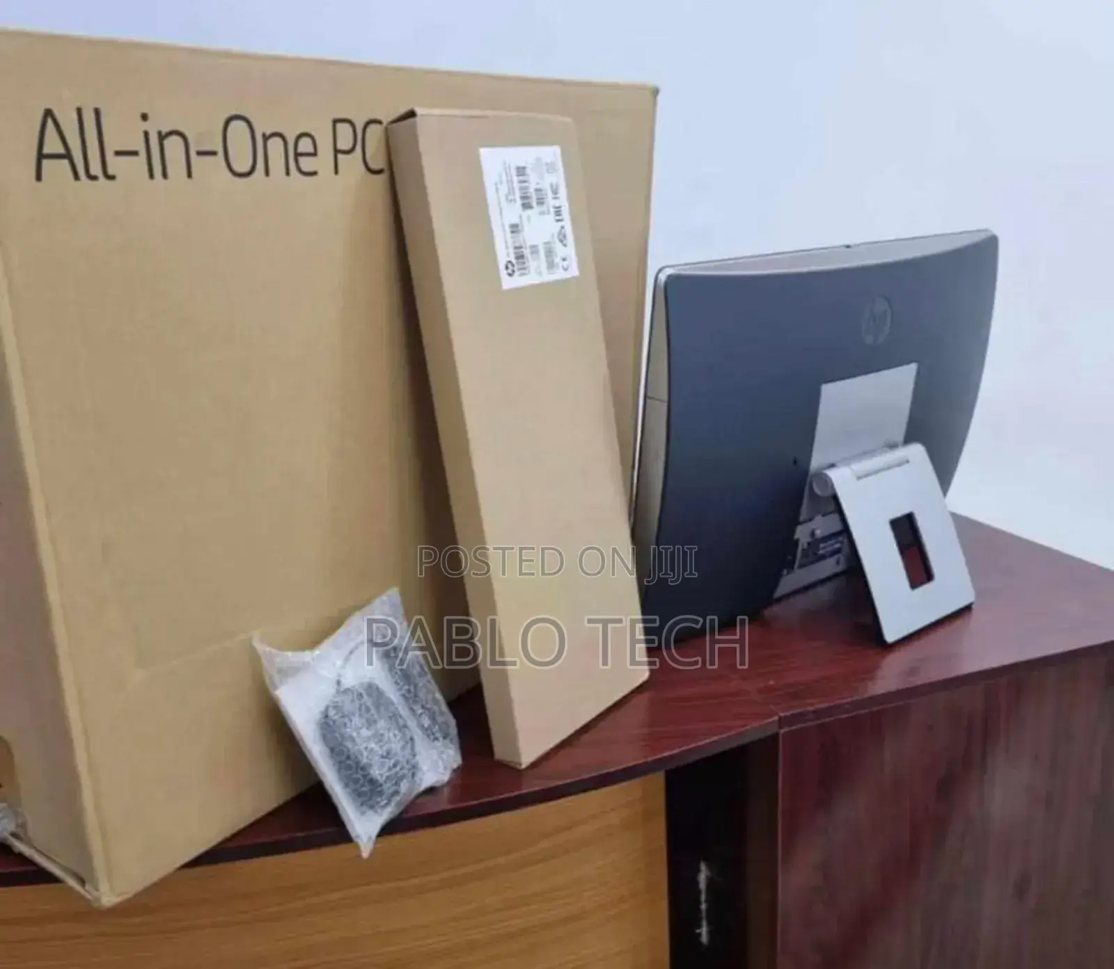 New Desktop Computer HP ProOne 400 G3 8GB Intel Core I5 HDD 1T