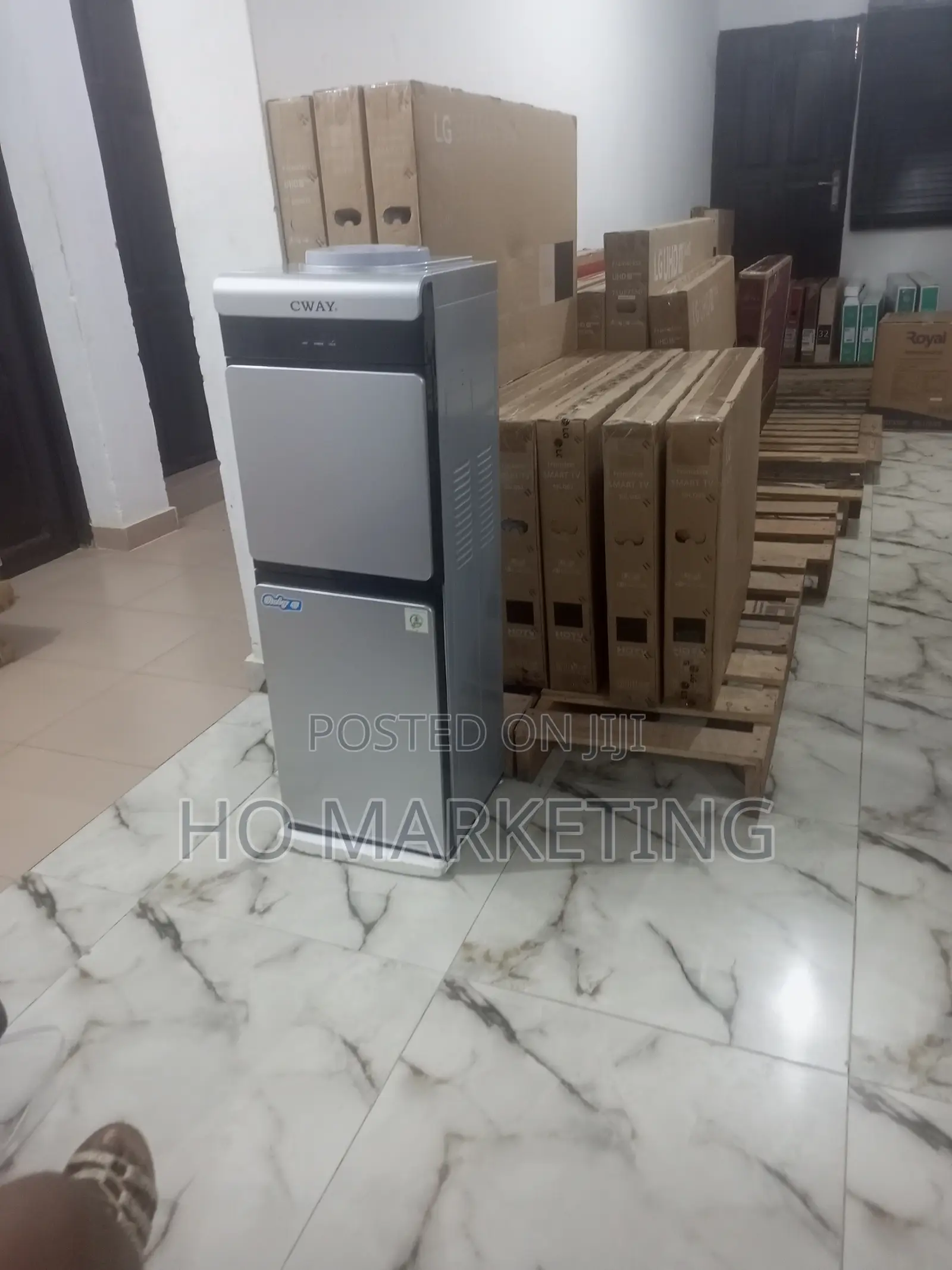 Functional Hot/Cold Water Dispenser~Refrigerator Byb72.