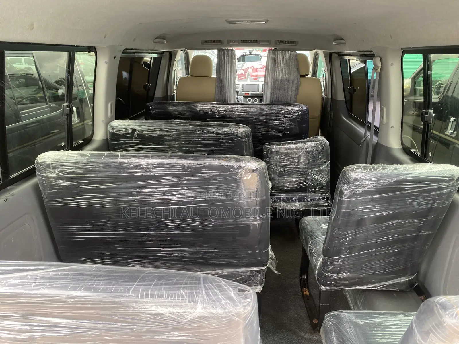 Toyota HiAce 2012 Silver
