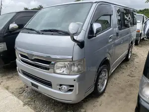 Toyota HiAce 2012 Silver